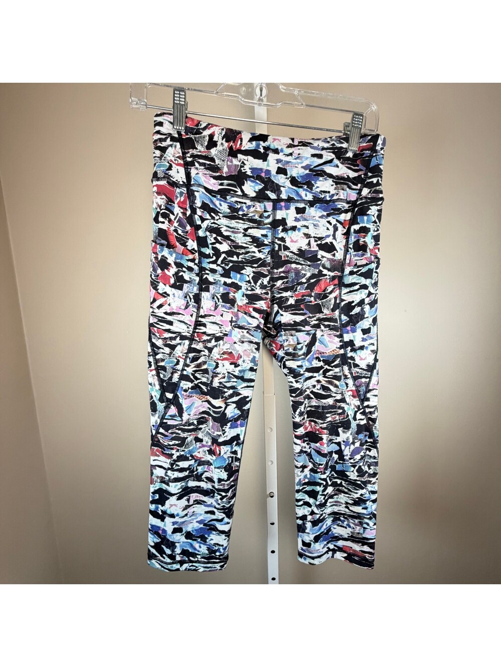 Lululemon Break Free Crop Leggings Size